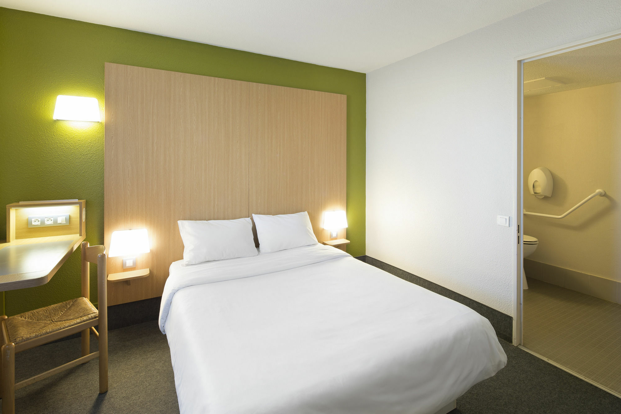 B&B Hotel Beaune Sud 2 Екстер'єр фото